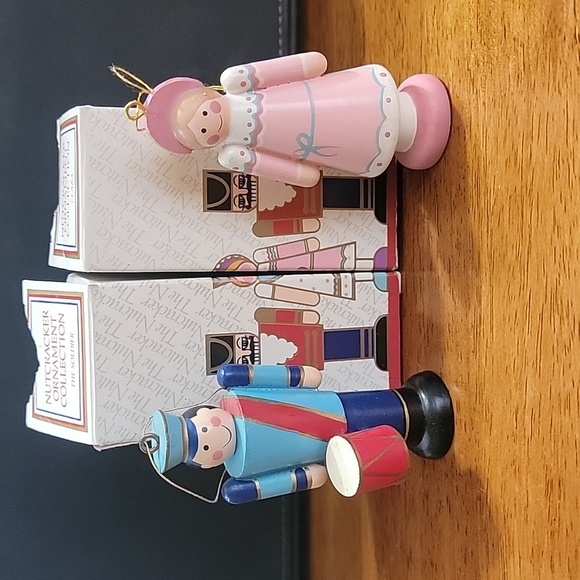1984 Avon Nutcracker Ornaments - Picture 1 of 3